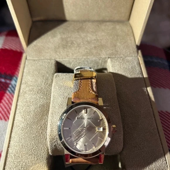 Burberry Haymarket Plaid Watch burberry | signature plaid watch — zeitgeist main image 4